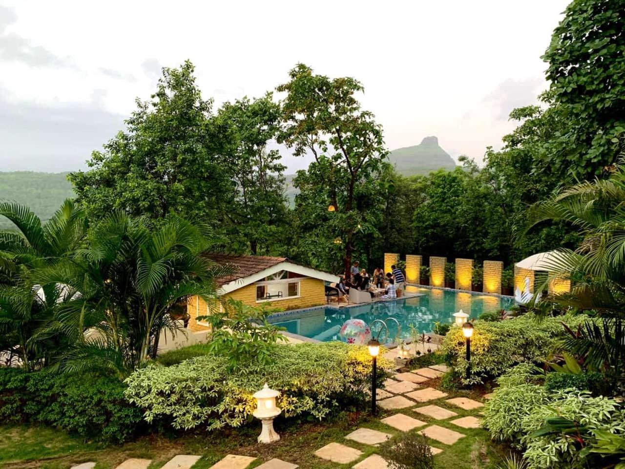La Mira Casa Karjat Exterior foto
